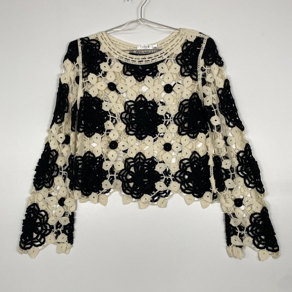Cloth By Design Sweater Womens Medium Cream Black Crochet Floral‎ Bell Sleeve